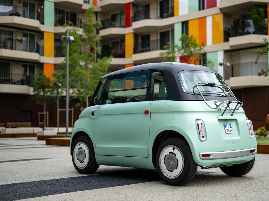 Fiat Topolino tutte le foto della versione aperta della microcar elettrica Il Sole 24 ORE